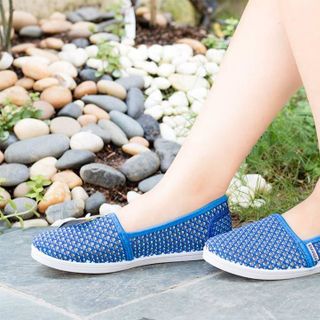 Giày lười thể thao nữ thời trang xuất nga