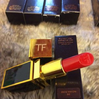 Son Tom Ford quyến rũ giá sỉ