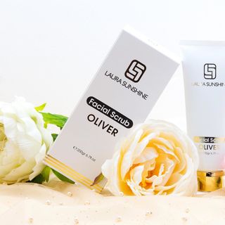Facial Scrub Oliver – Tẩy Tế Bào Chết