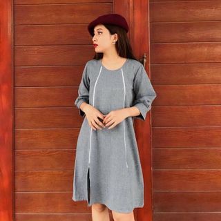 Váy suông xám viền trắng