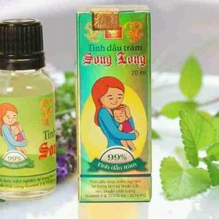 Dầu tràm cho mẹ bé