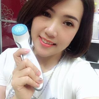 MÁY RỬA MẶT LUMISPA