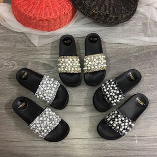 dép bản ngang Ngọc