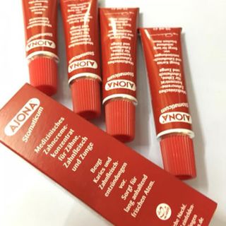 Kem đánh răng y tế dạng cô đặc của Đức