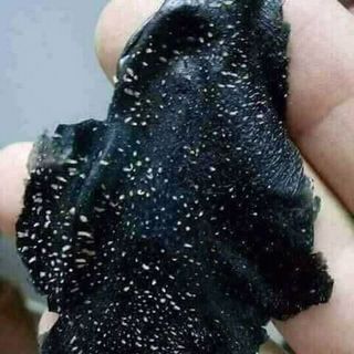 gel hút mụn than hoạt tính