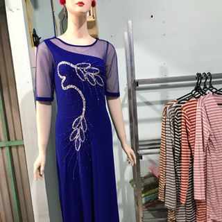 đầm trung niên đầm đính đá sắc sảo