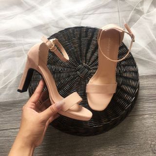 giày got vuông da bong