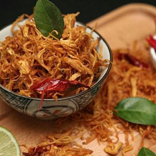khô gà lá chanh