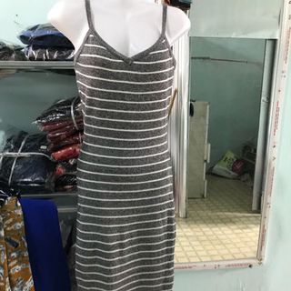 đầm maxi giá 120000