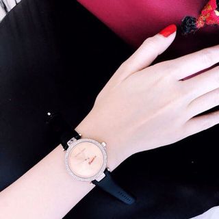 Đồng hồ mk mặt kính saphire