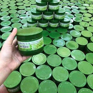 kem body kích trắng No1