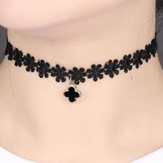 vòng cổ choker