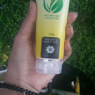 SỮA RỬA MẶT THẢO DƯỢC RIORI
