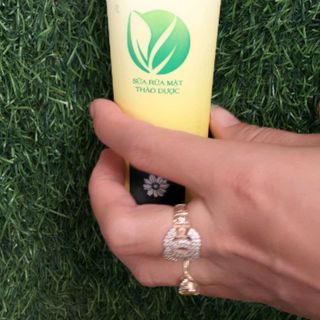 SỮA RỬA MẶT THẢO DƯỢC RIORI