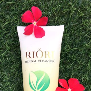 SỮA RỬA MẶT THẢO DƯỢC RIORI