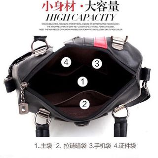 balô da phối viền kèm gấu
