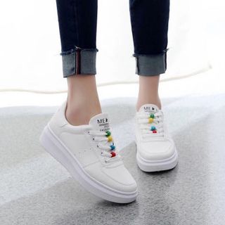 giày bata đinh hạt nhiêu màu xinh