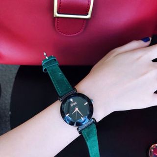 Đồng hồ dây da lộn Do