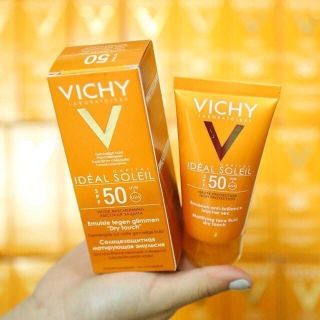 Kem chống nắng vichi