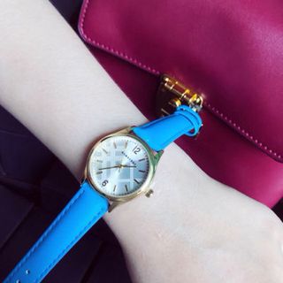 Đồng hồ da nữ thời trang