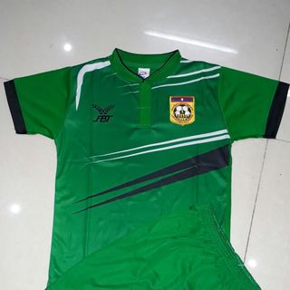 Quần áo thể thao trẻ em