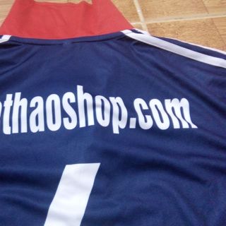 Quần áo thể thao trẻ em