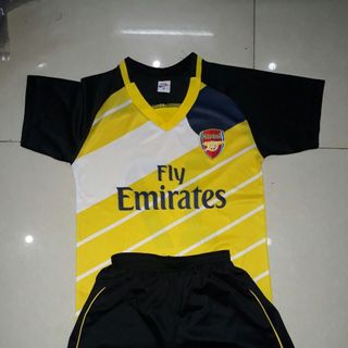 Quần áo thể thao