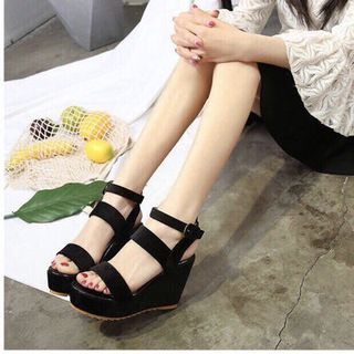 giày sandal xuông cao cáp