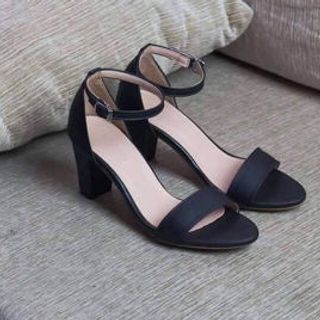 giày sandal