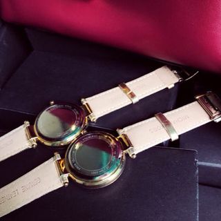 Đồng hồ nữ dây da M03