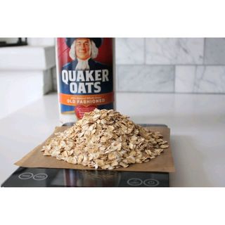 Yến mạch ăn liền nguyên chất Quaker Oats Old Fashioned của Mỹ
