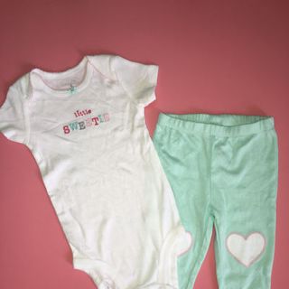 Set 2 bodysuit và legging Carter Cambodia xuất dư