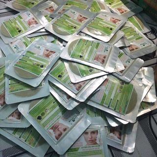 LỘT MỤN DƯỠNG DA 2IN1