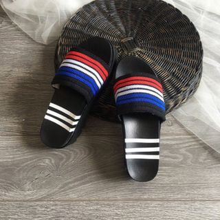 dép quai ngang đê lỏm
