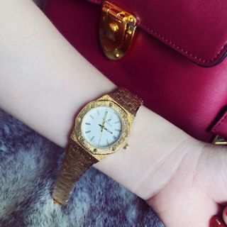 Đồng hồ kim loại nữ