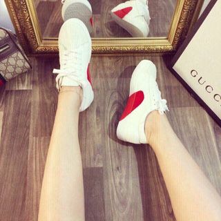 giày bata tim siêu cute