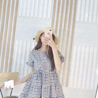 Đầm xòe caro