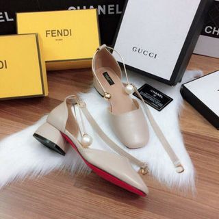 giày sandal hạt châu got vuông