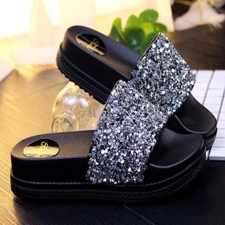 Dép bản ngang đế mềm êm