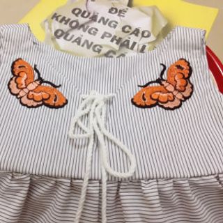 Đầm bèo 2 tầng phối xinh tươi