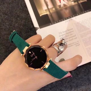 Đồng hồ dây da lộn