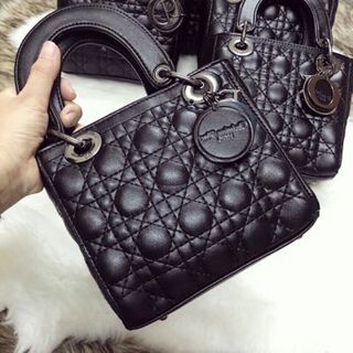 Túi xách nữ màu đen