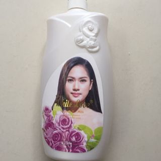 sữa tắm Super whitelove