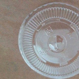sản phẩm nhựa dùng 1 lần