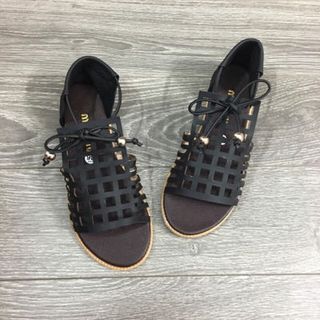 giày sandal ô
