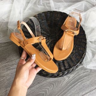 giày sandal tam giác