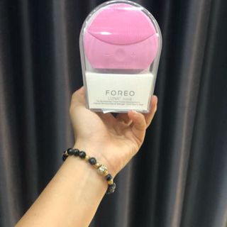 MÁY RỬA MẶT FOREO