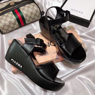 giày sandal xuồng