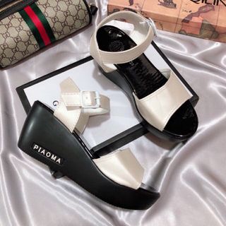 giày sandal xuồng