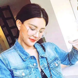 kính nữ thời trang tròng trắng